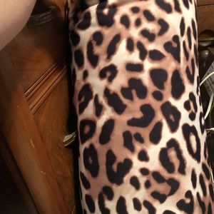 VS Pink Twin comforter and sheet set